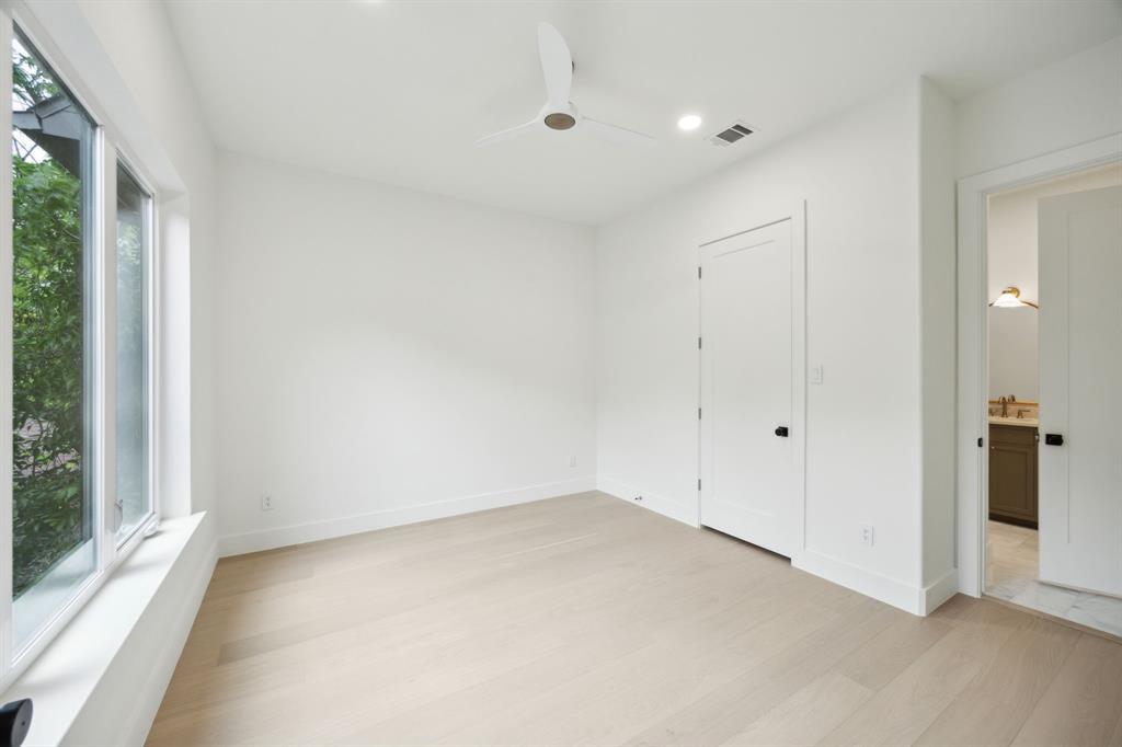 EDGEMONT PARK - Residential