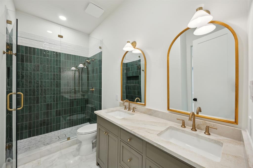 EDGEMONT PARK - Residential