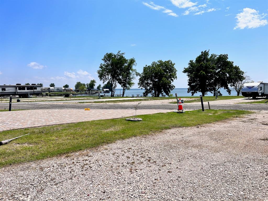 Peninsula Point - Land