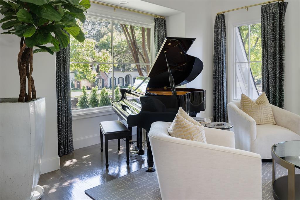 Manchester Downs Rev - Residential