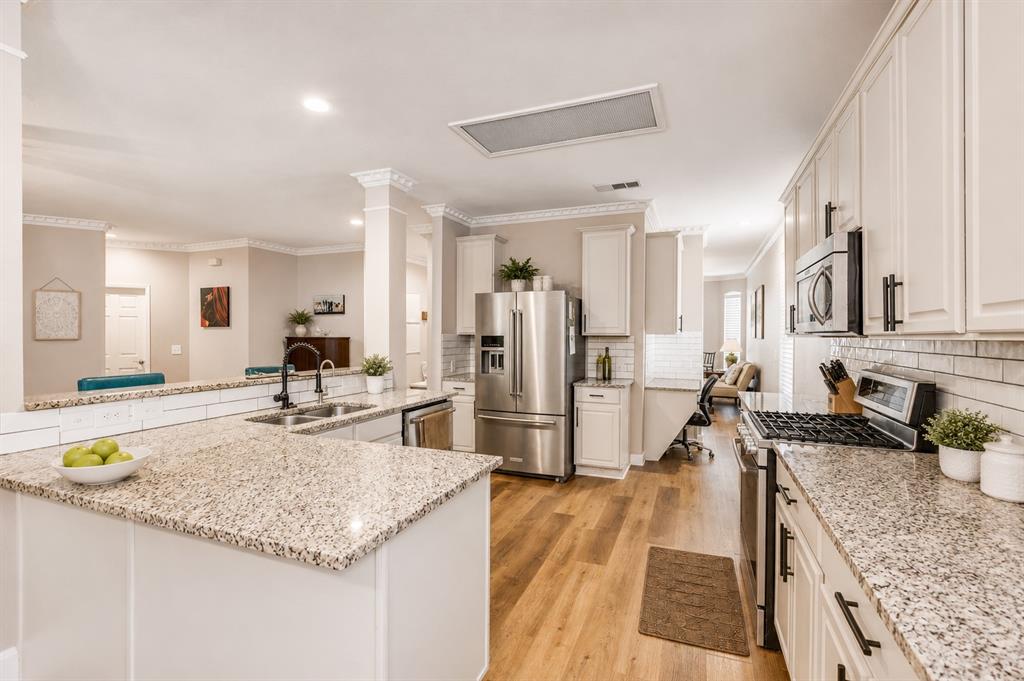 2617 Cowboy Trail