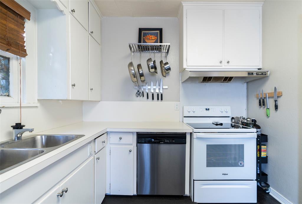 Chamberlain Arlington Heights - Residential Lease