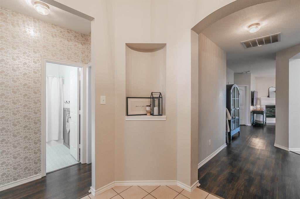5009 Bedfordshire Drive