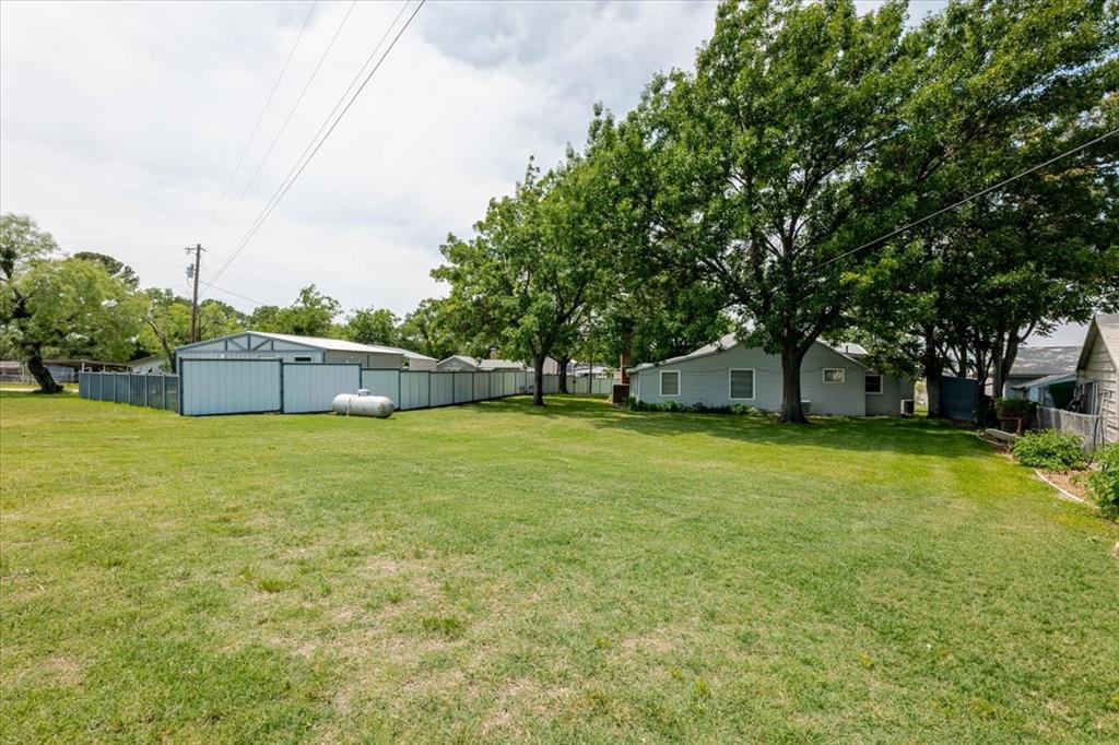 Constantin Park Lake - Residential