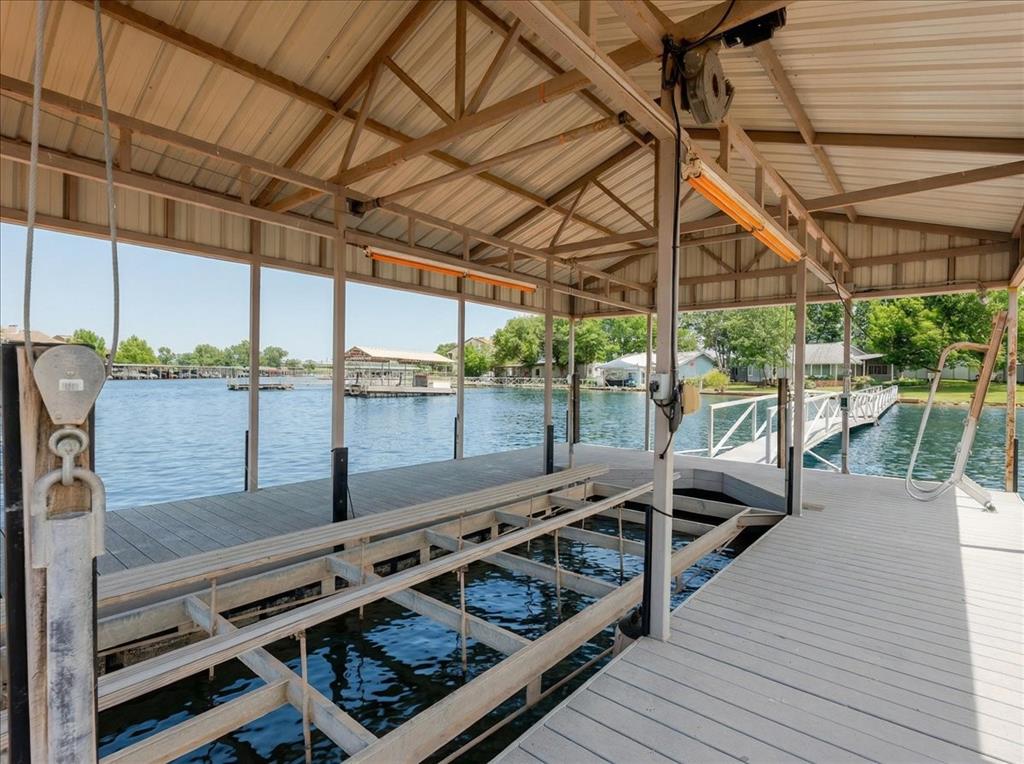 Constantin Park Lake - Residential