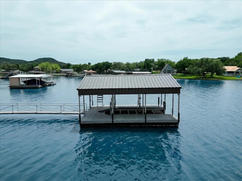 Constantin Park Lake - Residential