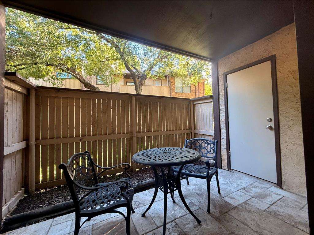 Cloisters Condo The - Residential