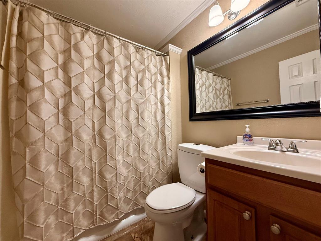 Cloisters Condo The - Residential