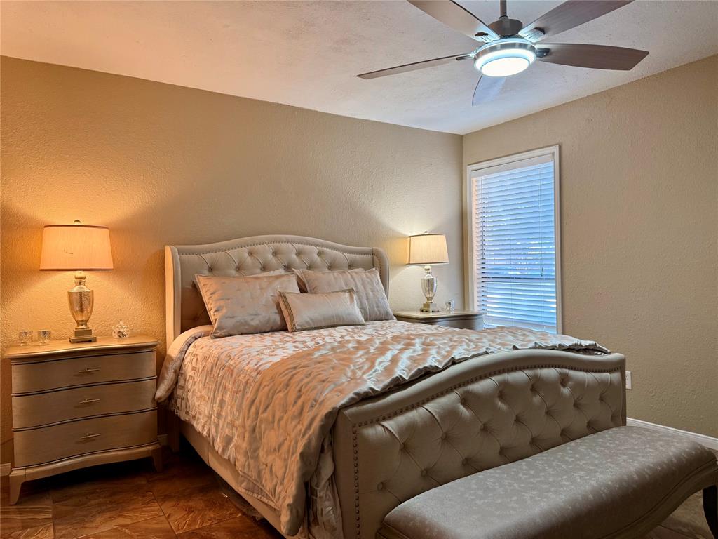 Cloisters Condo The - Residential