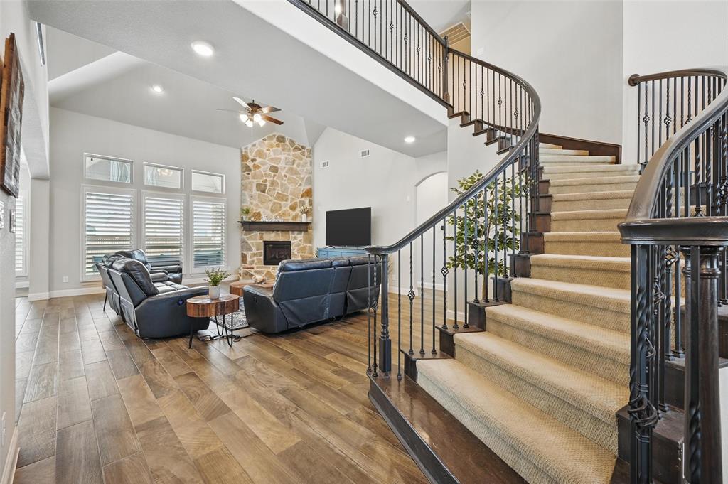 4140 Frontera Vista Drive