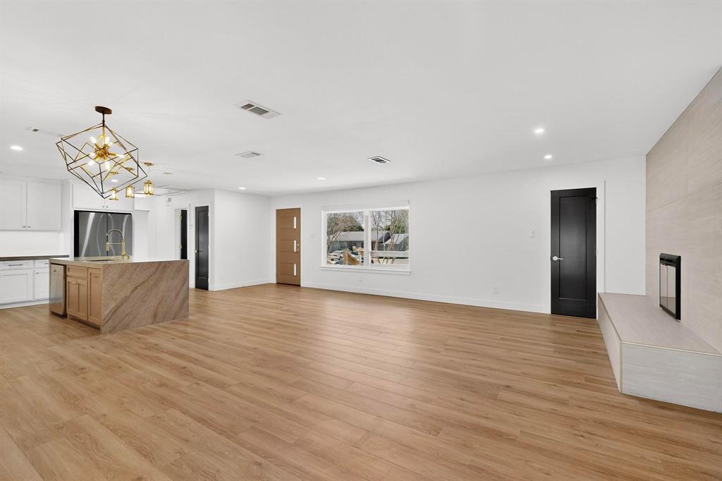 Casa Views Hills Add - Residential