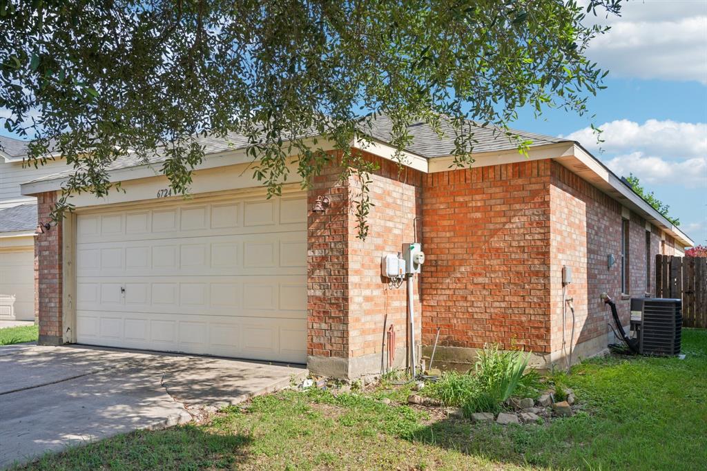6724 Meadow Way Lane