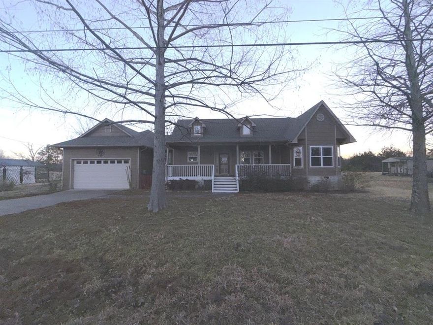 HUD Owned Home FHA Case# 511-026840 Sold AS-IS.  This 3 BR 2.5 BA 2 car garage home has split design is located in highly sought after Van, TX Large lot with beautiful shade trees.  Large family room, open kitchen with breakfast bar, bay window in dining room and almost 700 sqft of covered porches for extended outdoor living space.  This home is a MUST SEE. The huge porches and size of family room for entertaining is priceless. This property has a lot to offer and will not last long! Come look! Owner occupant buyers may be able to purchase this home with as little as $100 down when utilizing the HUD FHA Sales Incentive.