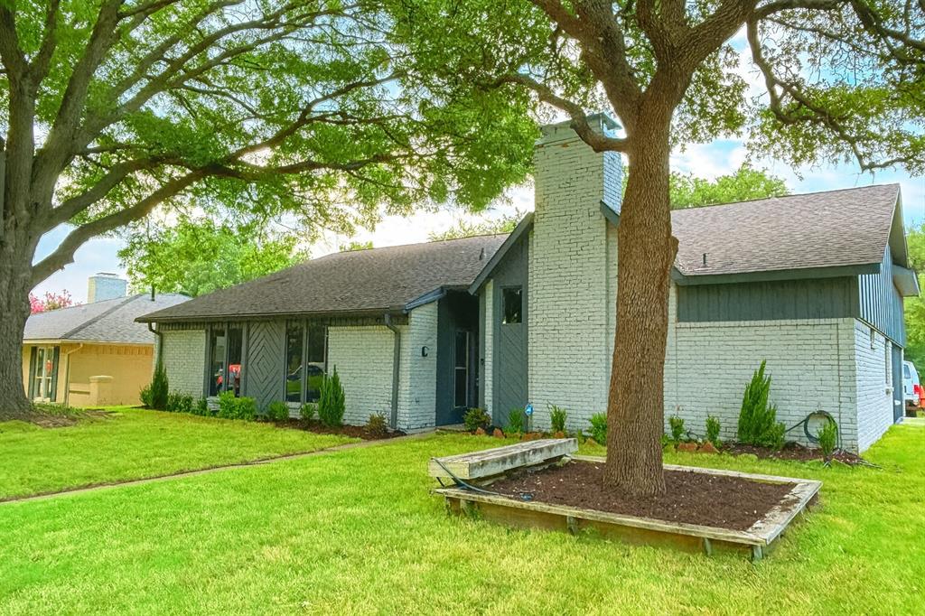 2500 Deep Valley Trail