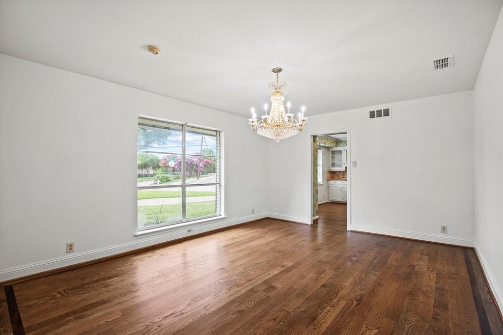 416 Brook Lane