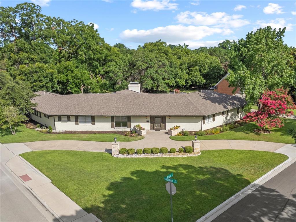 416 Brook Lane