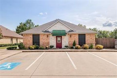 2606 Harwood Road Bedford TX 76021