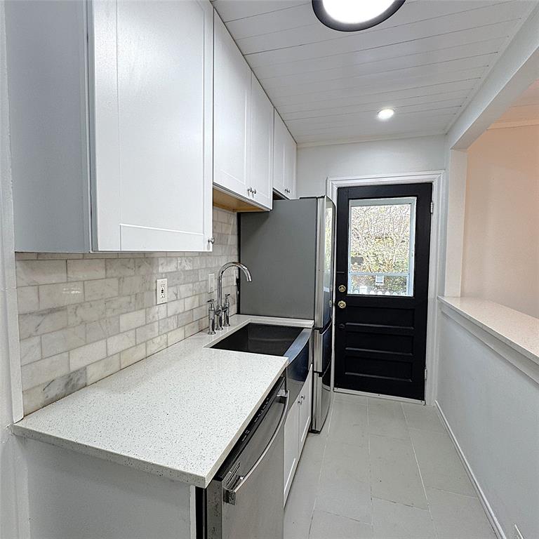 L Smoot - Residential Lease