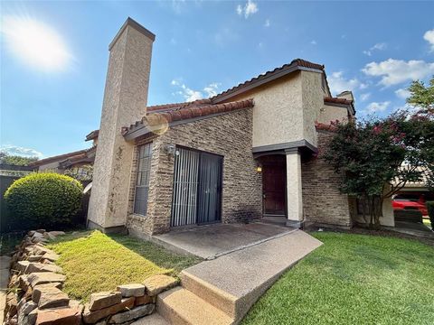 Photo of 777 Custer Road #2-3, Richardson, TX 75080 (MLS # 21230885)