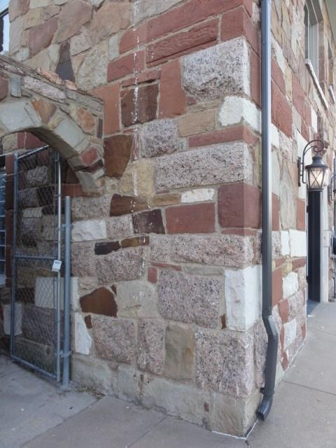 1200 E Maddox Avenue