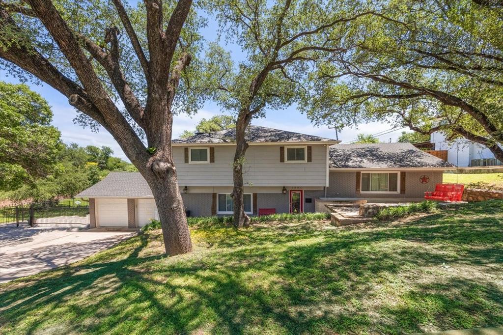 1801 E Dakar Road