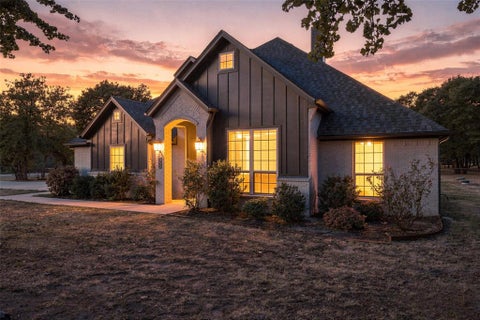 Photo of 350 Timbers Circle, Poolville, TX 76487 (MLS # 21403162)