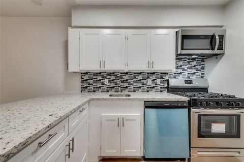 4110 Wycliff Avenue B Dallas TX 75219