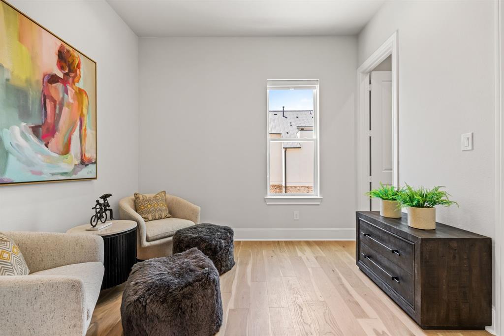 InTown at Las Colinas Station - Residential