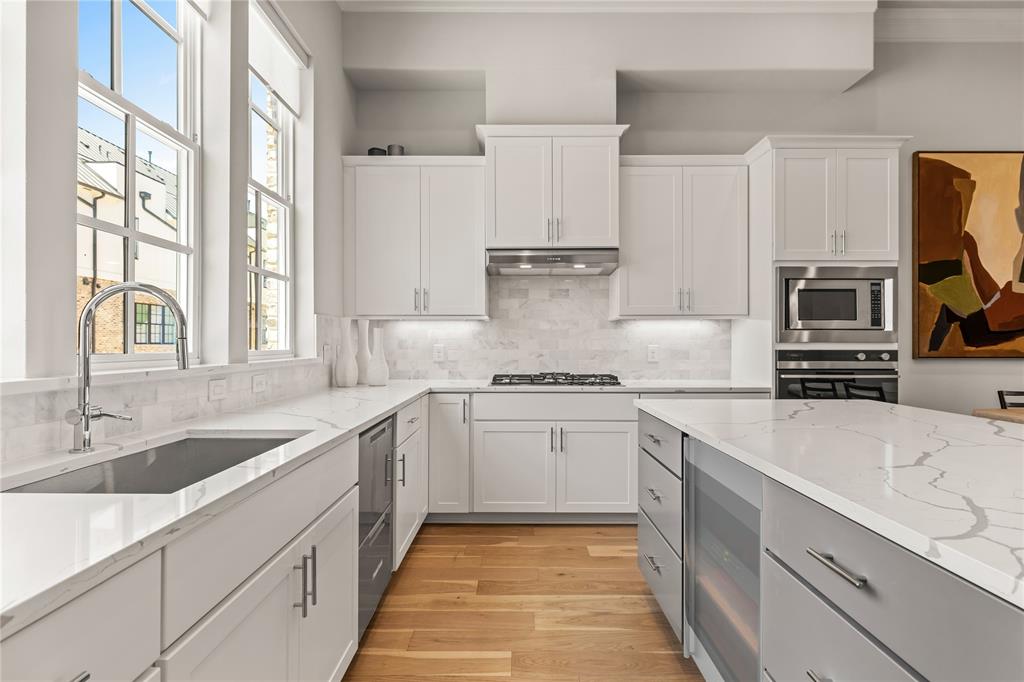 InTown at Las Colinas Station - Residential