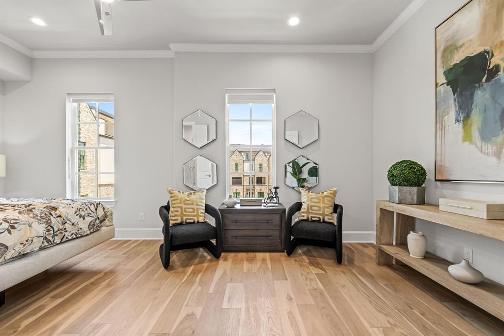 InTown at Las Colinas Station - Residential