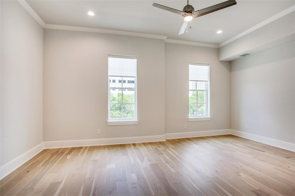 InTown at Las Colinas Station - Residential