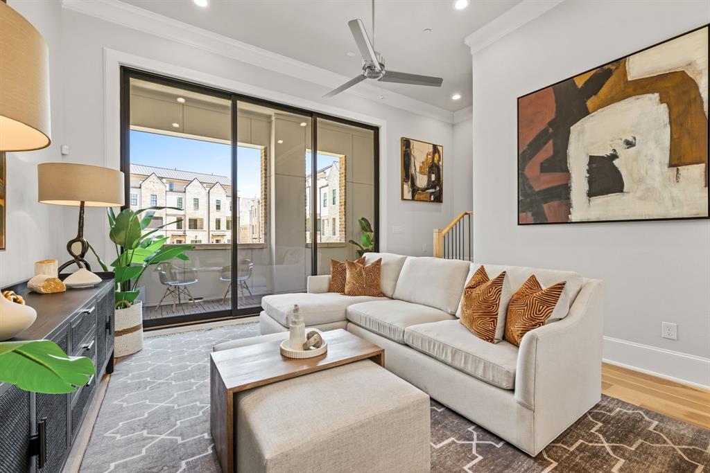 InTown at Las Colinas Station - Residential