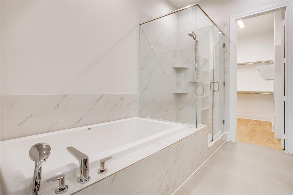 InTown at Las Colinas Station - Residential