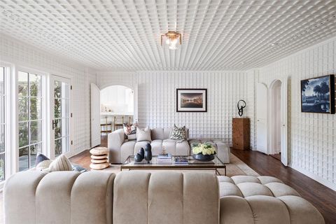 Tiny photo for 4417 Lorraine Avenue, Highland Park, TX 75205 (MLS # 21196157)