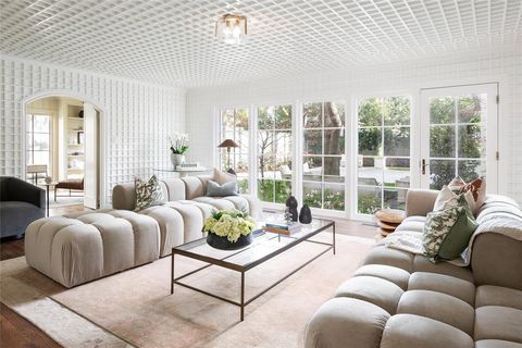 Tiny photo for 4417 Lorraine Avenue, Highland Park, TX 75205 (MLS # 21196157)