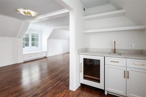 Tiny photo for 4417 Lorraine Avenue, Highland Park, TX 75205 (MLS # 21196157)