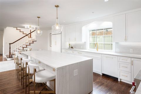 Tiny photo for 4417 Lorraine Avenue, Highland Park, TX 75205 (MLS # 21196157)