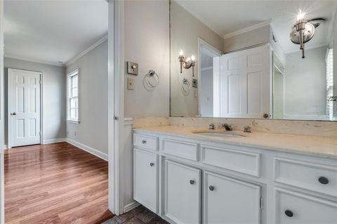 Tiny photo for 3721 Granada Avenue, University Park, TX 75205 (MLS # 21049514)