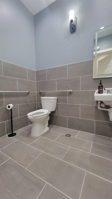 Sb Condo Plaza - Commercial Sale