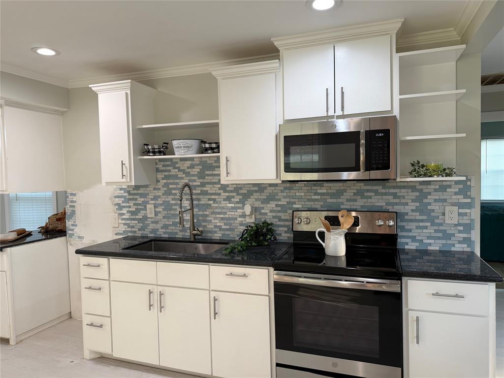 510 N Merrill Avenue