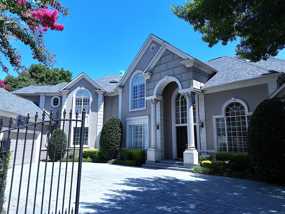 5501 Roland Drive