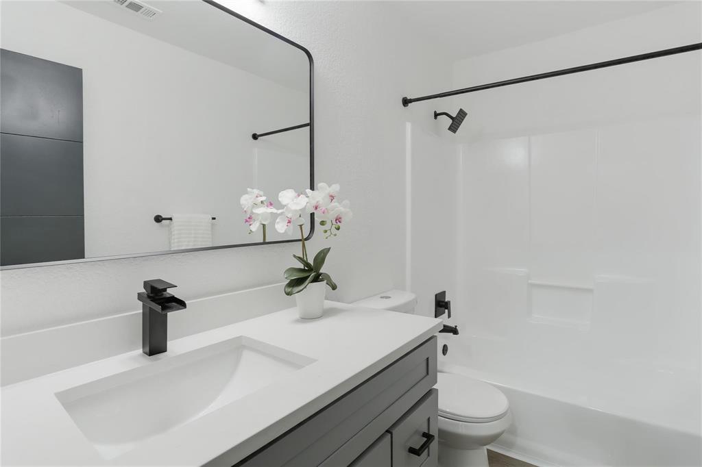 Fox Hollow - Residential Lease