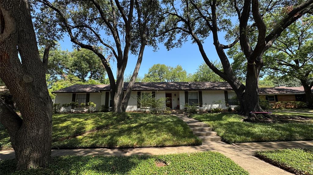3543 Warick Drive