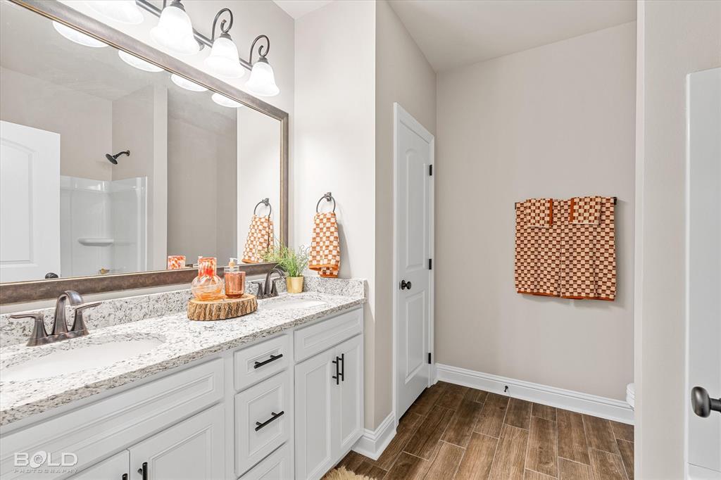 Benton, Louisiana 71006, United States, 4 Bedrooms Bedrooms, ,3 BathroomsBathrooms,Residential,Active,115886