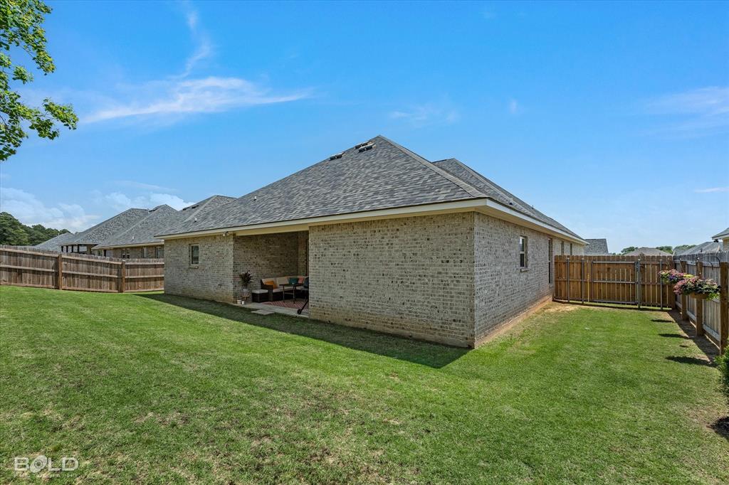 Benton, Louisiana 71006, United States, 4 Bedrooms Bedrooms, ,3 BathroomsBathrooms,Residential,Active,115886