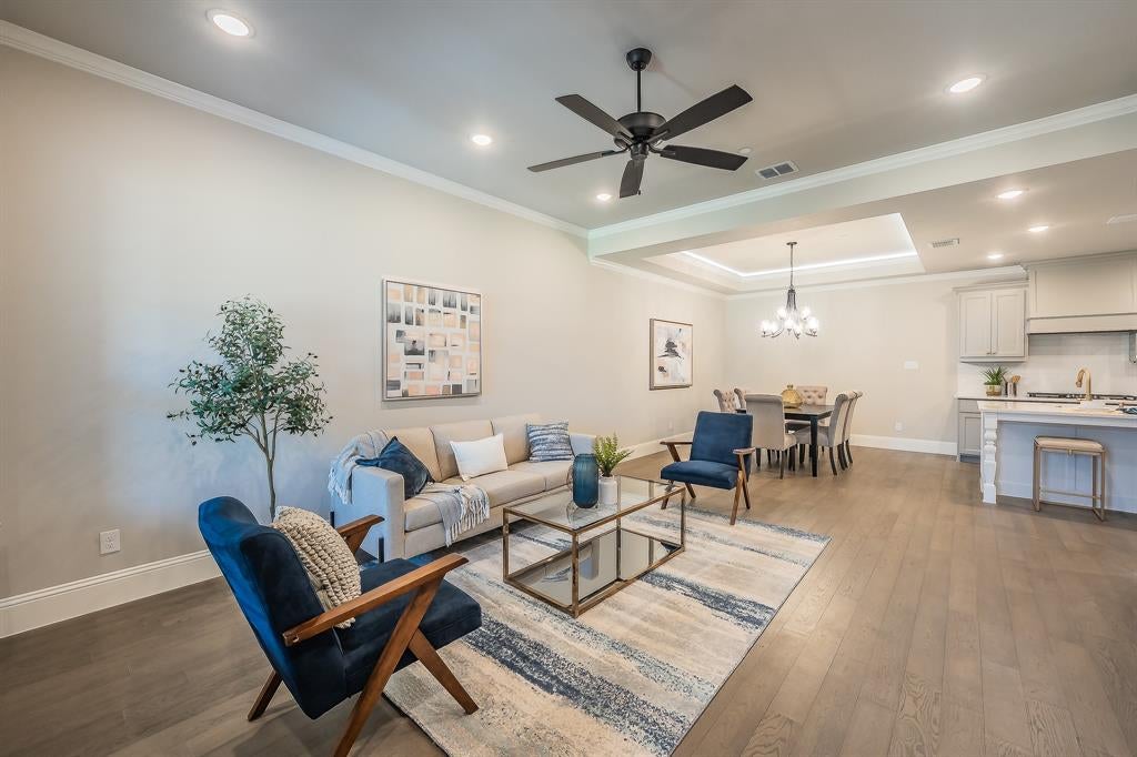305 Sunset Lane 103
