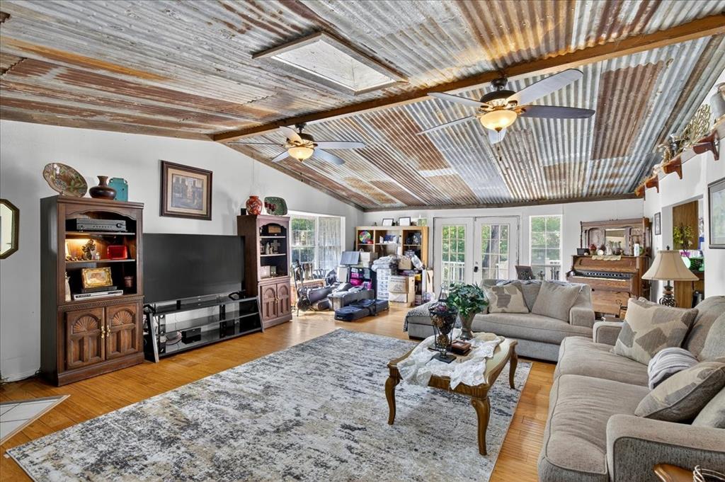 Tanglewood Beach - Residential