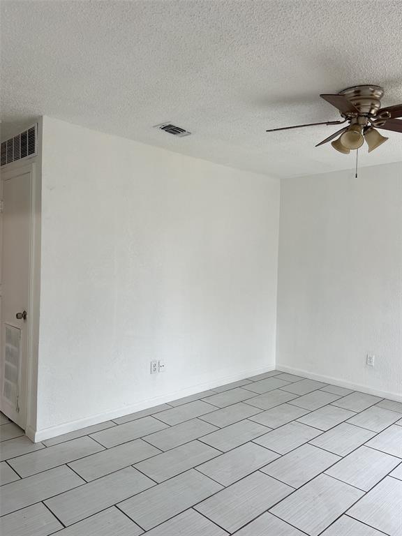 Astoria - Residential Lease