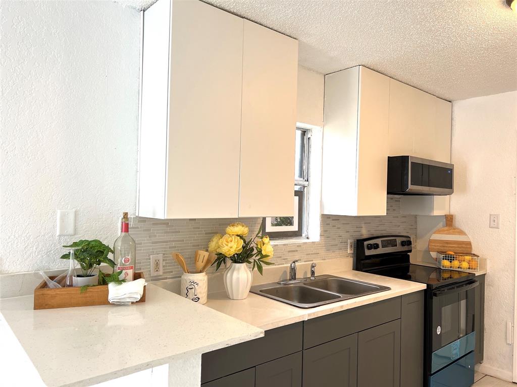 Astoria - Residential Lease