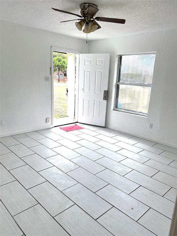 Astoria - Residential Lease